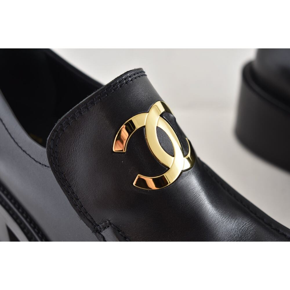 Chanel 55mm Black Calfskin Leather CC Gold Logo Block Heel Platform Loafer 39 - Picture 7 of 16